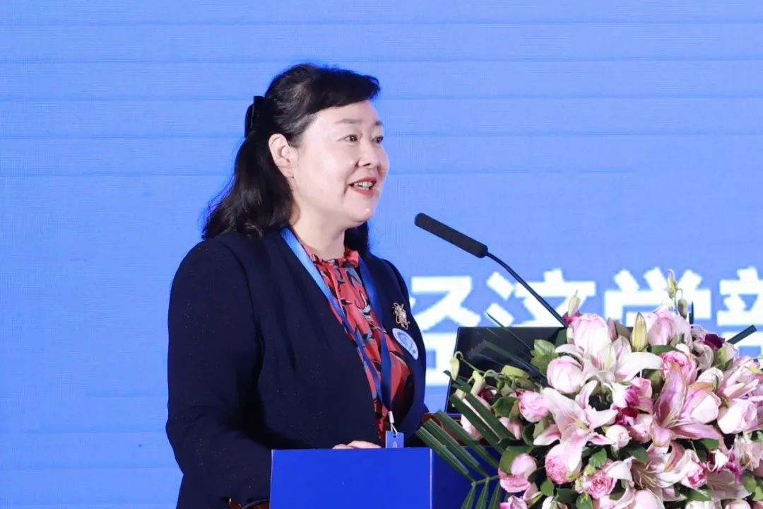 聚力紡織現(xiàn)代化產(chǎn)業(yè)體系新開(kāi)局！中紡圓桌論壇第十七屆年會(huì)在北京舉行