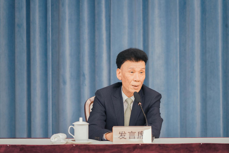 陸大榮：聽黨話跟黨走，民營企業(yè)大有作為 &mdash;&mdash;在蘇州市服裝業(yè)商會二屆二次會員大會上的發(fā)言