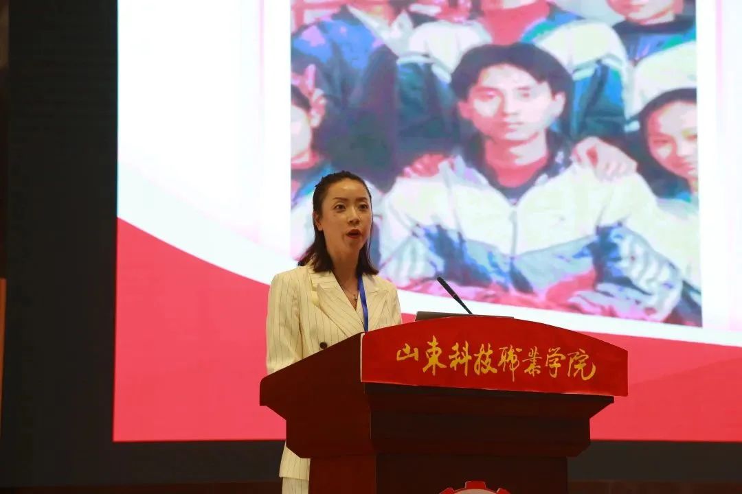 2022-2023中國(guó)校服產(chǎn)業(yè)研究中心年會(huì)在濰坊召開