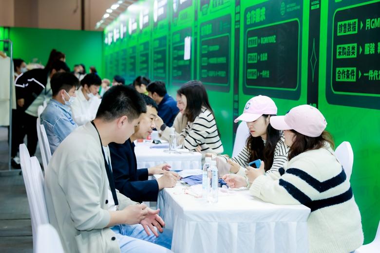 杭州時(shí)尚產(chǎn)業(yè)數(shù)字貿(mào)易博覽會(huì)圓滿(mǎn)閉幕