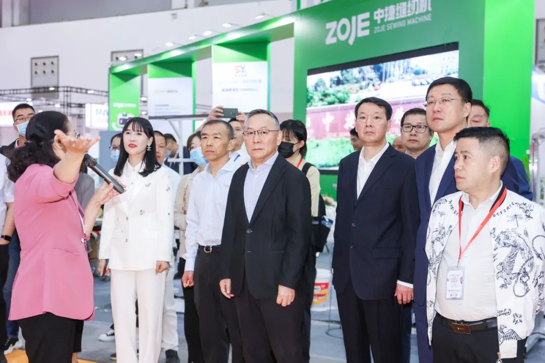 潮起江城，面向未來 | 2023武漢國際紡織面料及輔料博覽會啟幕