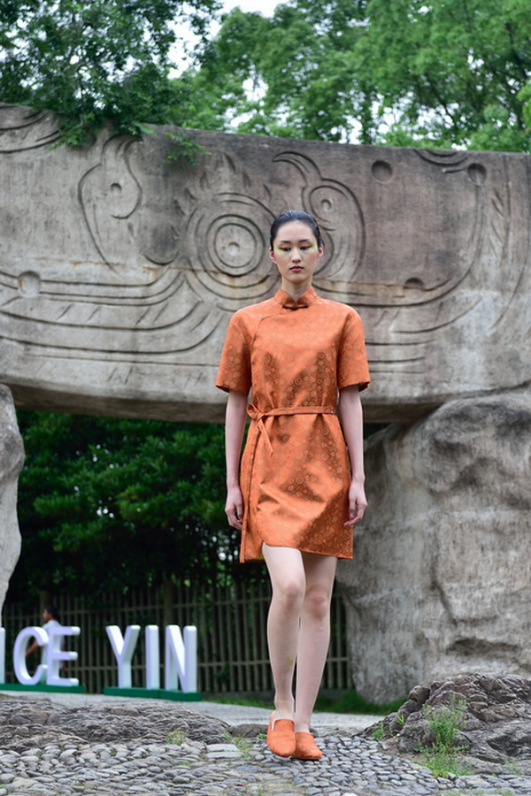 &ldquo;CHOICE YIN&rdquo;驚艷河姆渡，演繹遠(yuǎn)古文明與現(xiàn)代時尚與的對話