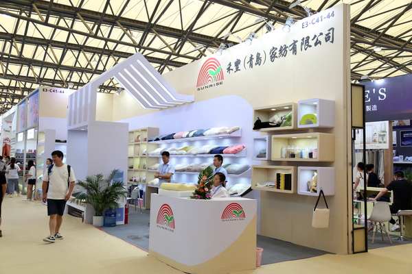 山東292家企業(yè)齊聚31屆華交會，青島家紡展團大放異彩