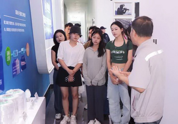學(xué)在南山，益在長遠(yuǎn) &ldquo;南山智尚杯&rdquo;2023年中國職業(yè)裝設(shè)計大賽暨交通運(yùn)輸行業(yè)制服設(shè)計大賽大師課結(jié)課！