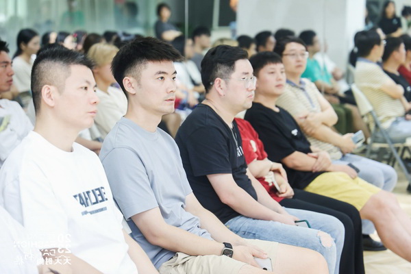 紡織數(shù)字化轉(zhuǎn)型如何做？產(chǎn)業(yè)鏈多維發(fā)力提升實效