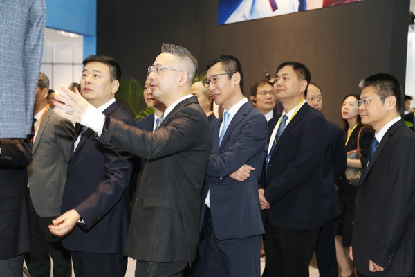 &ldquo;潮涌東方、風(fēng)尚寧波&rdquo;--2023寧波時(shí)尚節(jié)暨第27屆寧波國(guó)際服裝節(jié)盛大啟幕