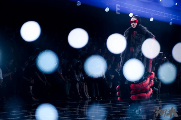 第二十七屆（2024）&ldquo;真皮標(biāo)志杯&rdquo;中國(guó)國(guó)際皮革裘皮時(shí)裝設(shè)計(jì)大賽決賽在海寧成功舉行！