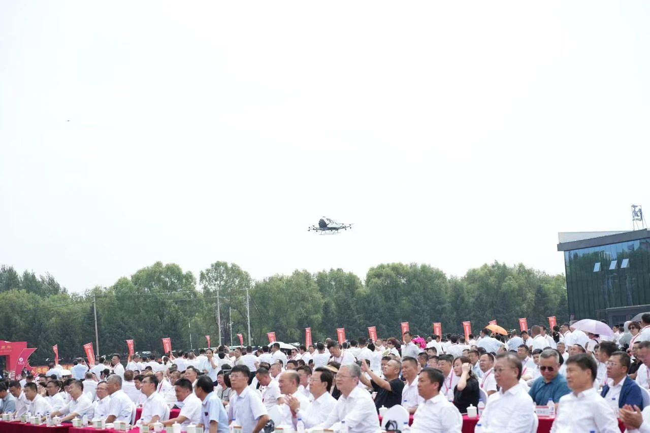 薪火相傳一甲子，砥礪奮進六十年  吉林化纖隆重舉辦建成投產(chǎn)60周年發(fā)展經(jīng)驗交流大會！