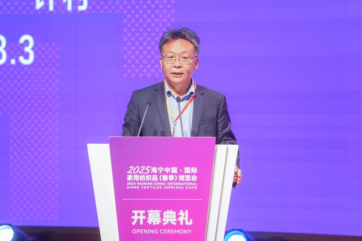 智造織就未來，錦韻潮動全球！2025海寧春季家博會今日啟幕