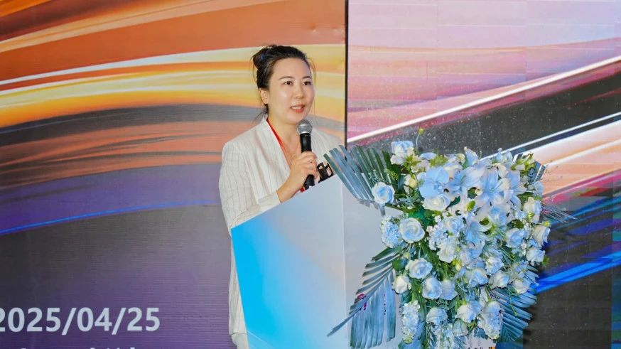 拓展國內(nèi)市場，深化協(xié)同共贏！?2025&ldquo;絲路柯橋&middot;布滿全球&rdquo;對(duì)接會(huì)走進(jìn)長沙