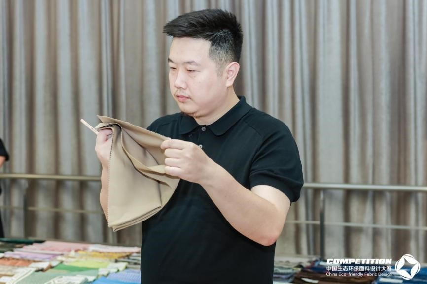 2800款面料&ldquo;綠動時尚&rdquo;，2025第八屆中國生態(tài)環(huán)保面料設(shè)計大賽評審會在盛澤舉辦！